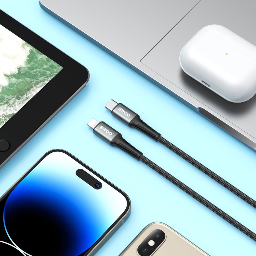 سلك 27 واط USB-C إلى Lightning PD بطول 2 متر