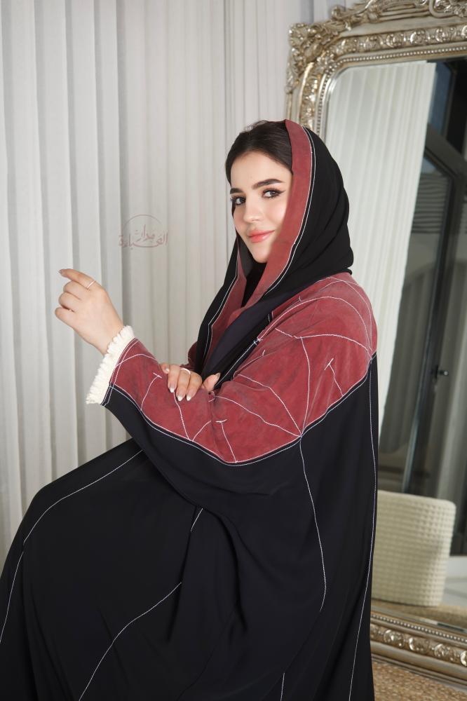 دنيا فراشة عنابي 1053