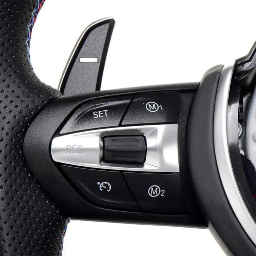 طارة BMW كاربون بشعار M للفئة 5 – 6 – 7