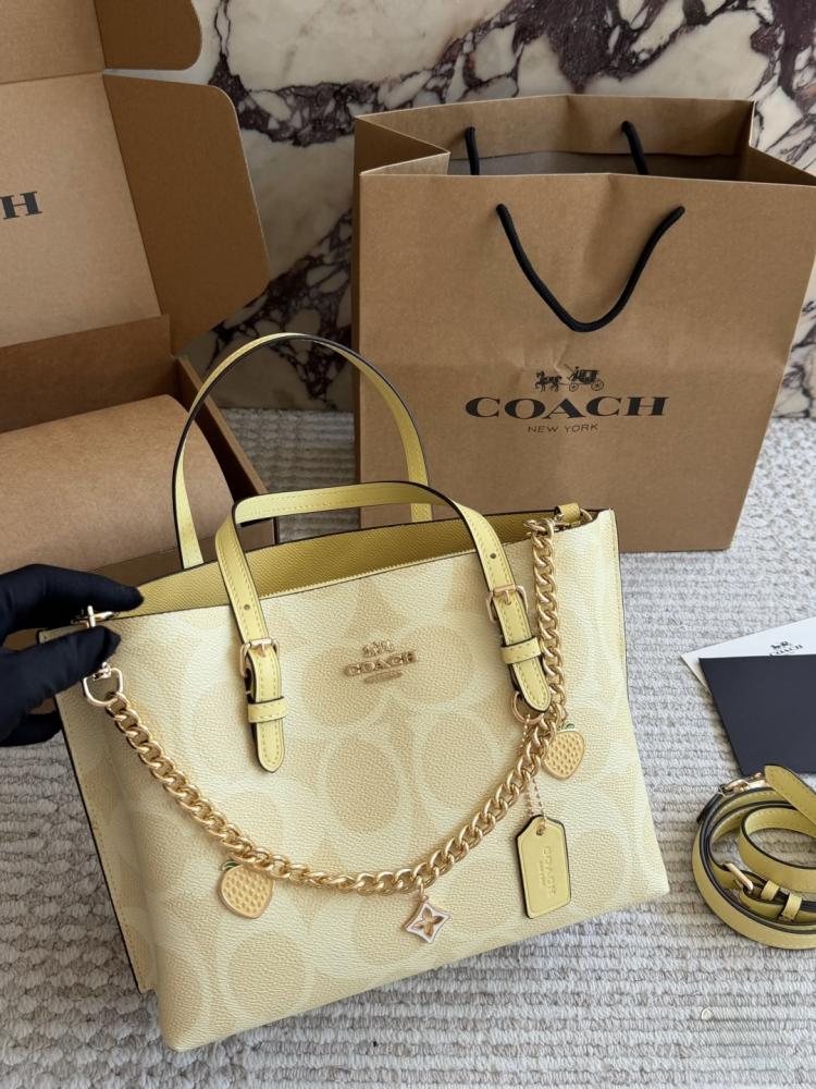 Coach Mollie 25 yellow tote bag