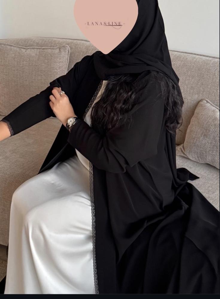 عباية بقماش كريب ملكي