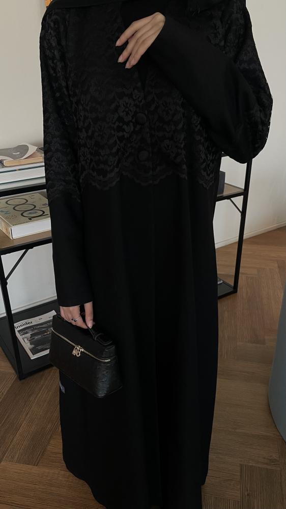 عباية-تاليا