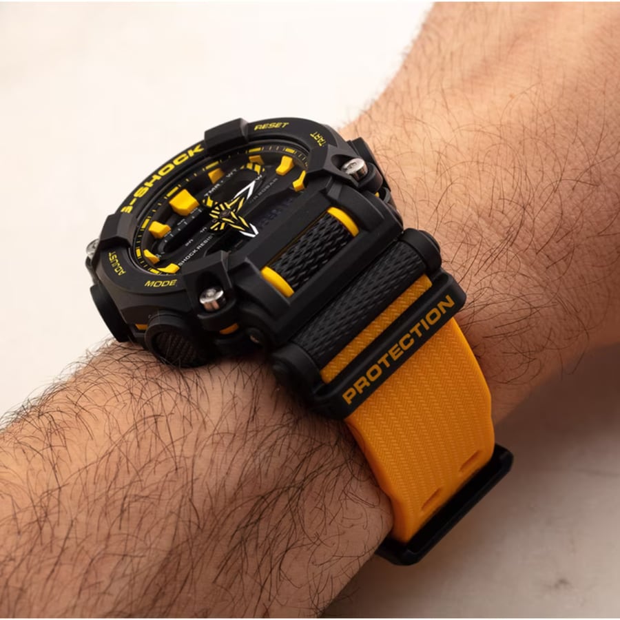ساعة كاسيو جي شوك رقمية رجالية - GA-900A-1A9DR.B