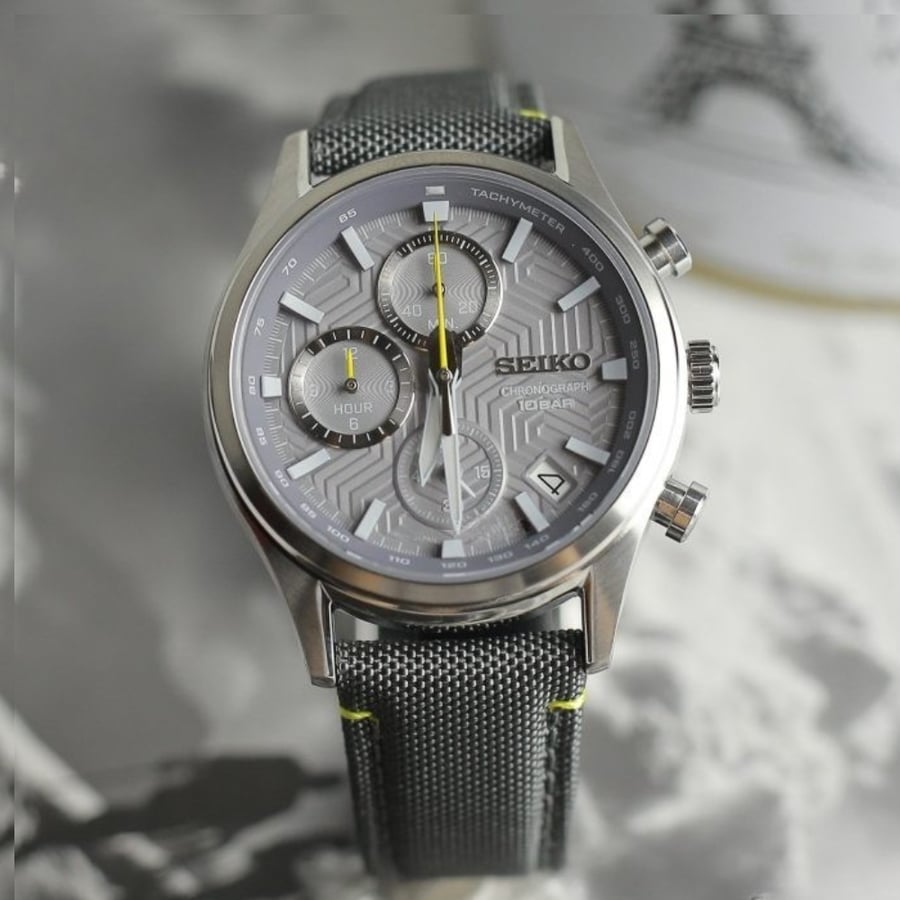 Seiko Conceptual Quartz Chronograph Men's Watch - SSB423P1