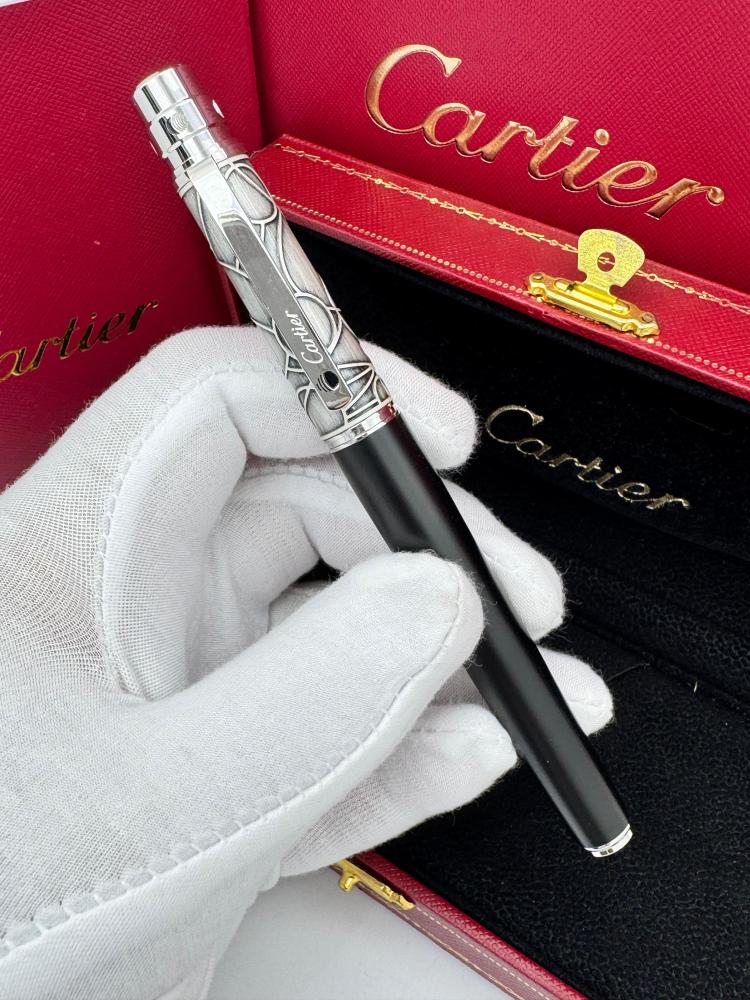 Cartier Santos pen in black and silver with pattern