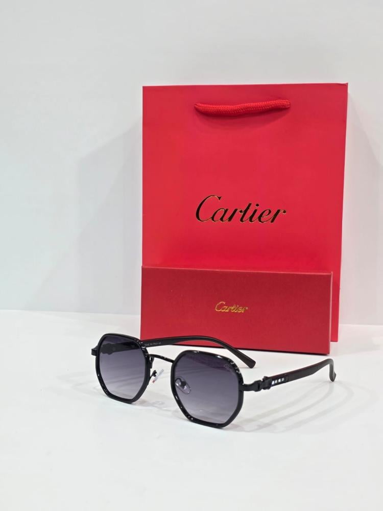 Cartier sunglasses black striped with frame – 43