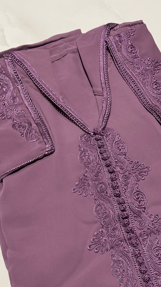 جلابية مغربية موڤ لافندر طول 58 انش