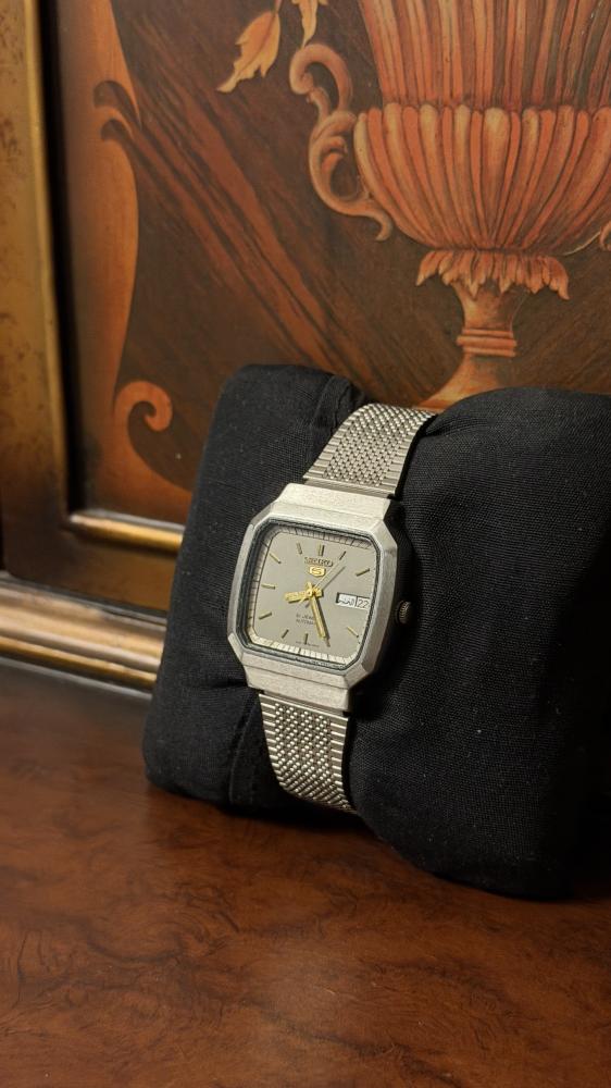 سيكو ٥ رمادي كلاسيك | Seiko 5 Classci