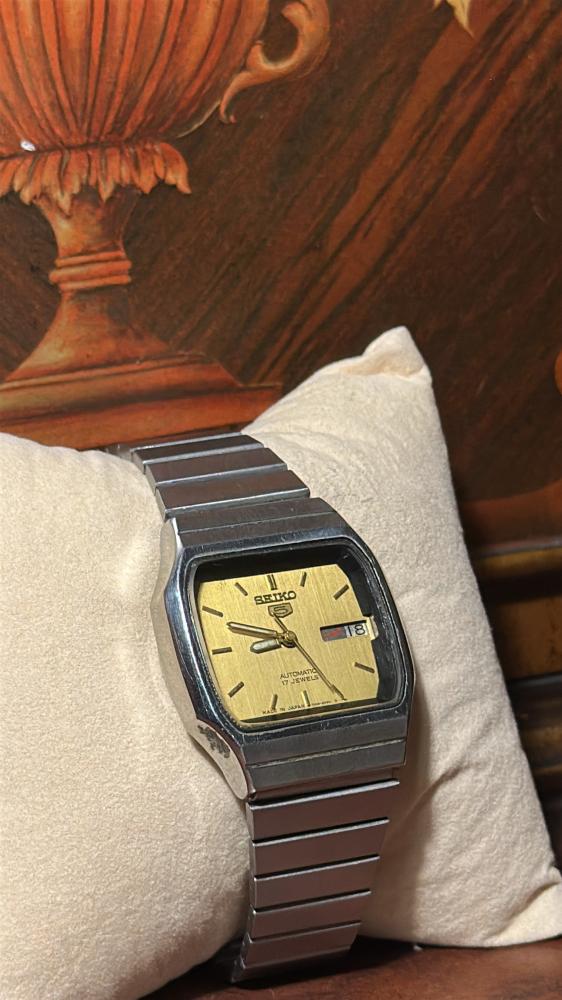 سيكو ٥ كلاسيكي مربع | Seiko 5 Classic