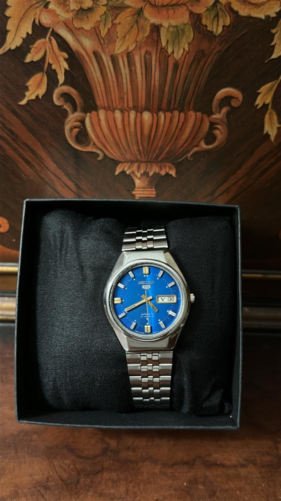 سيكو ٥ أزرق بتاريخ روماني | Seiko 5 Vintage