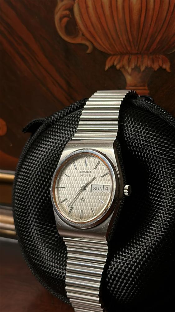 Rado Men Wristwatch Silver Round Silver Quartz Work 501107