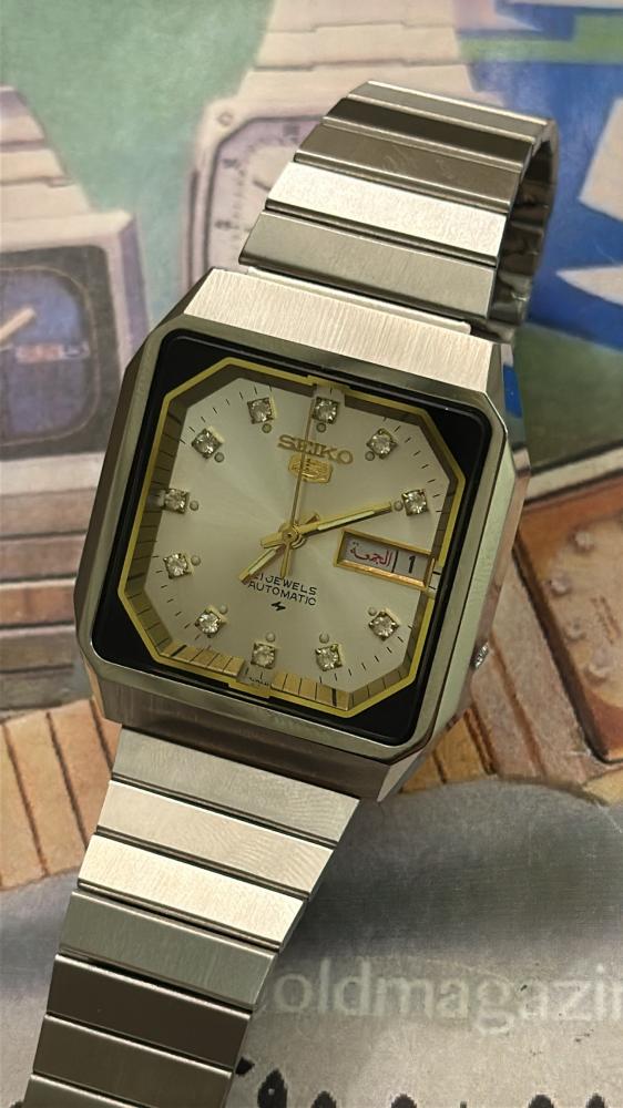 سيكو ٥ مربع اوف وايت | Seiko 5