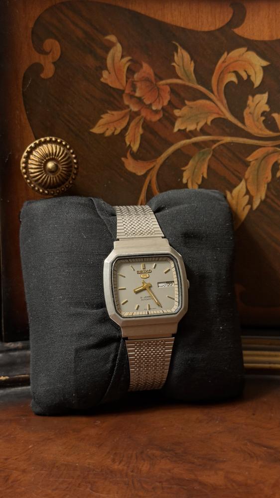 سيكو ٥ رمادي كلاسيك | Seiko 5 Classci