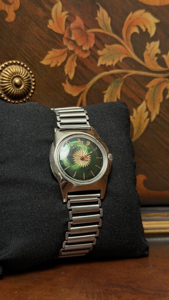 ويست اند واتش الشمس اخضر | West end watch cQ