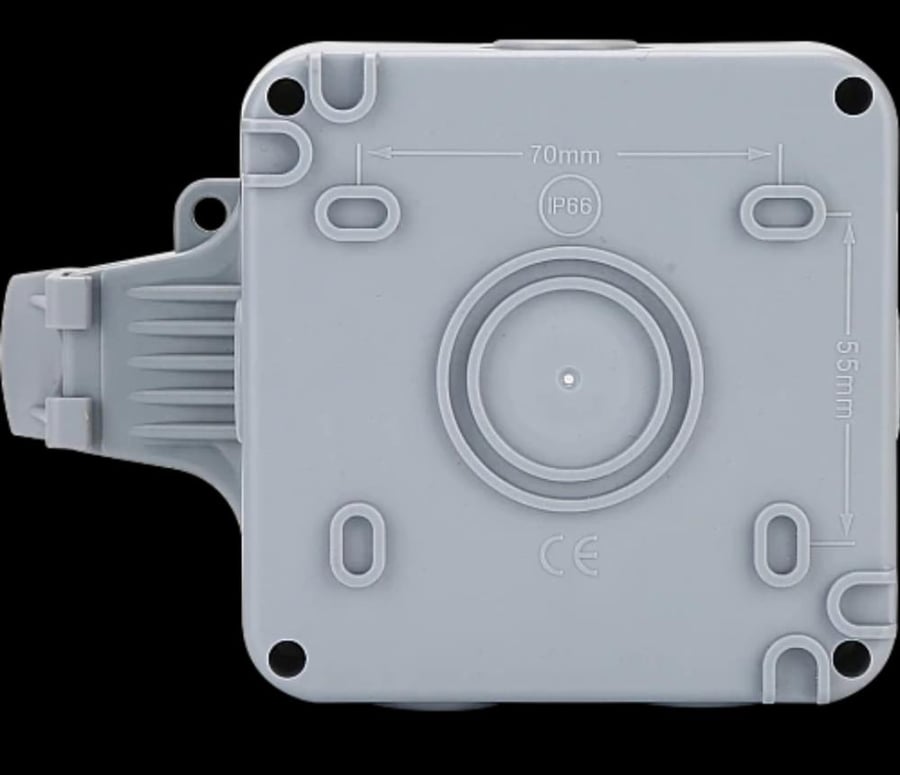 غطاء فيش لطش خارجي 7x7 مقاوم للماء معيار IP66