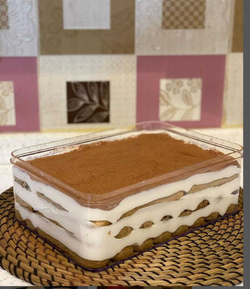 علب اكريلك للكيك