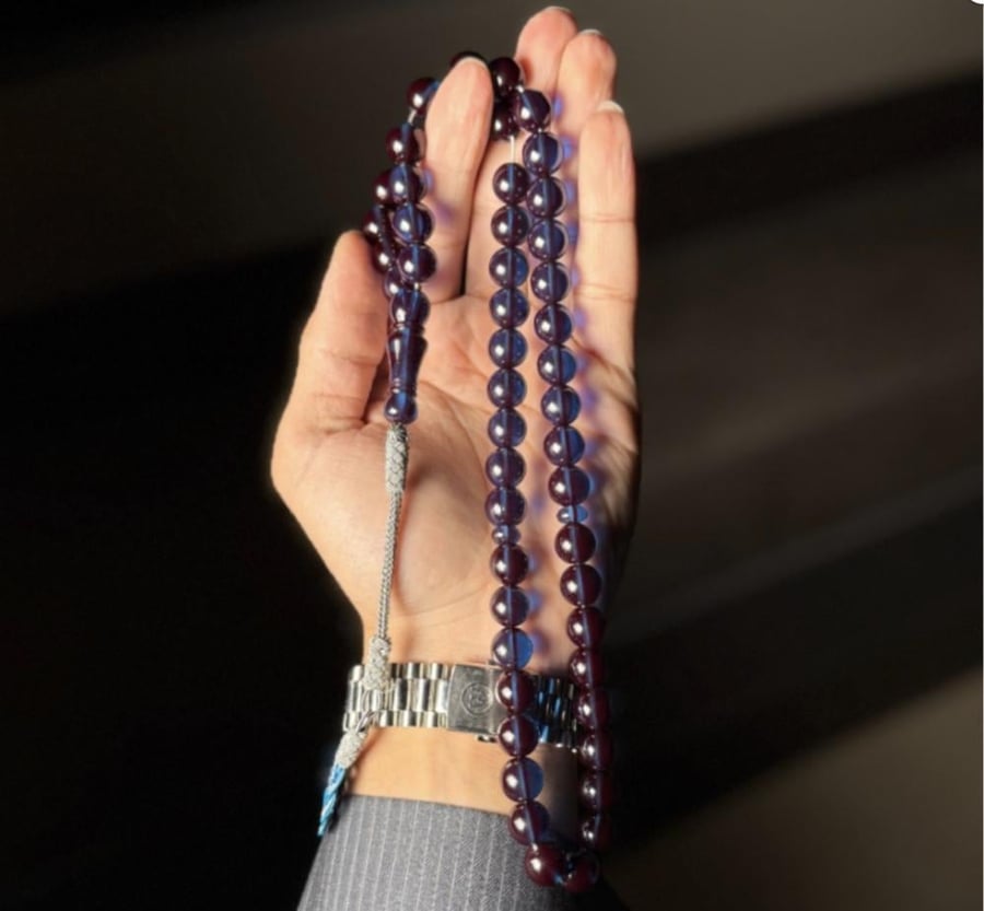 سبحة زعفراني حرباء