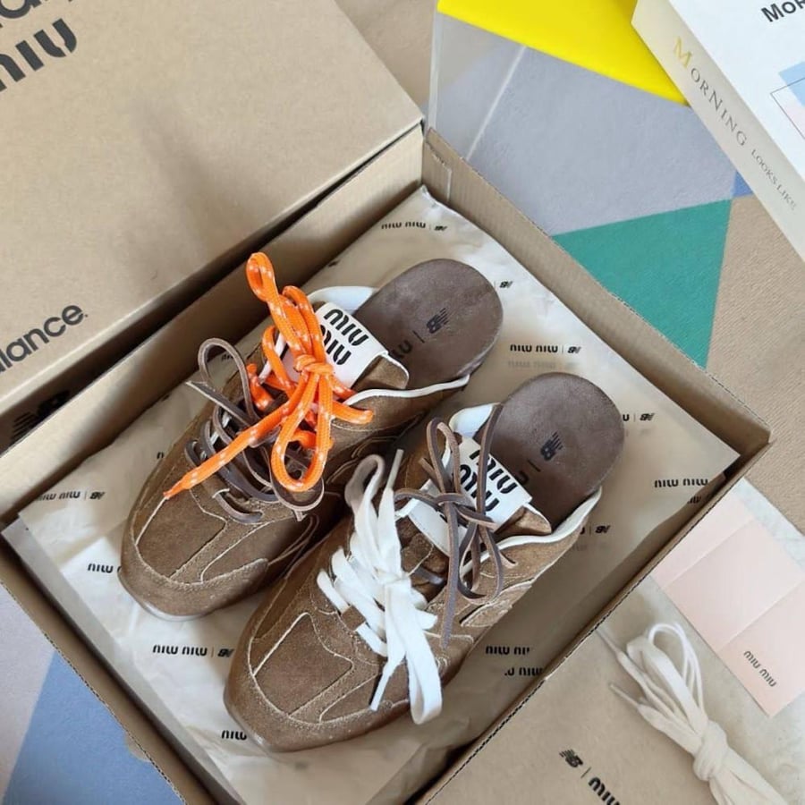 New balance  slippers