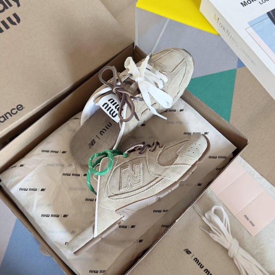 New balance  slippers