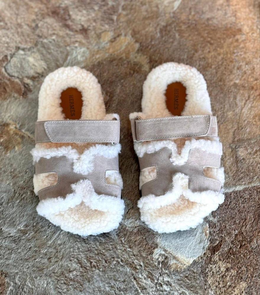 Hermes slipper