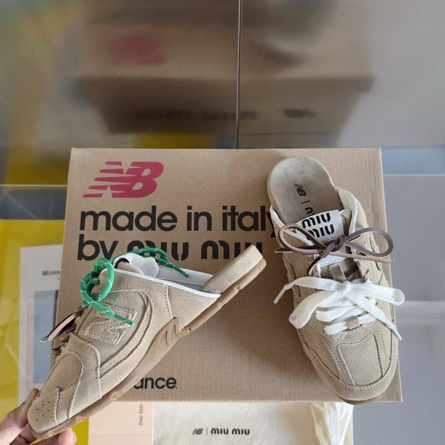 New balance  slippers