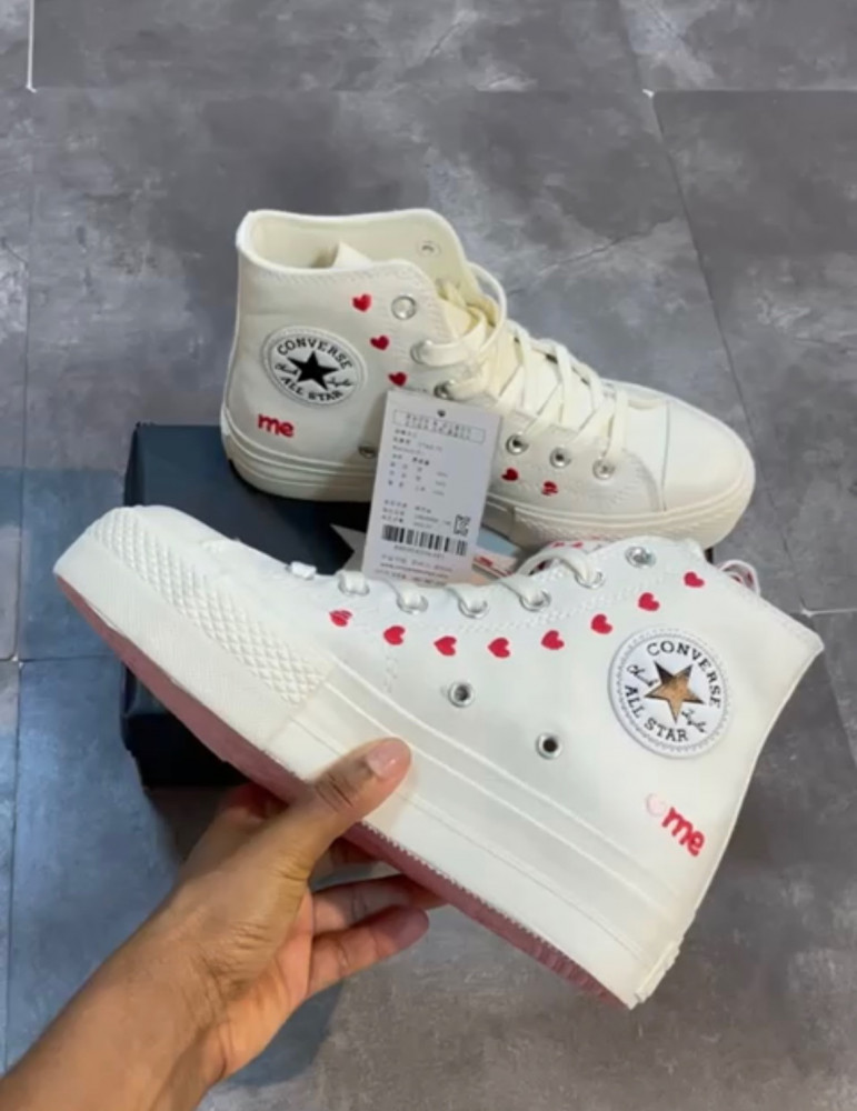 converse chuck taylor valentine