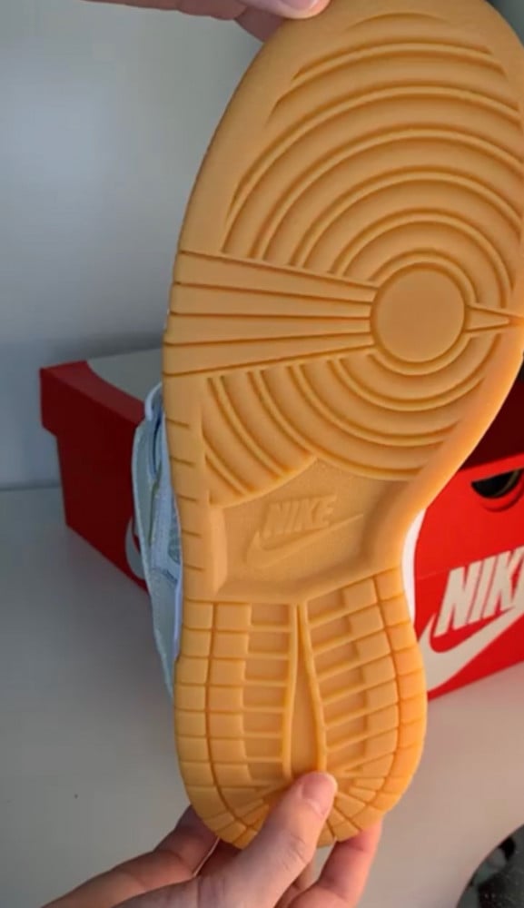 Nike Dunk scrap cream