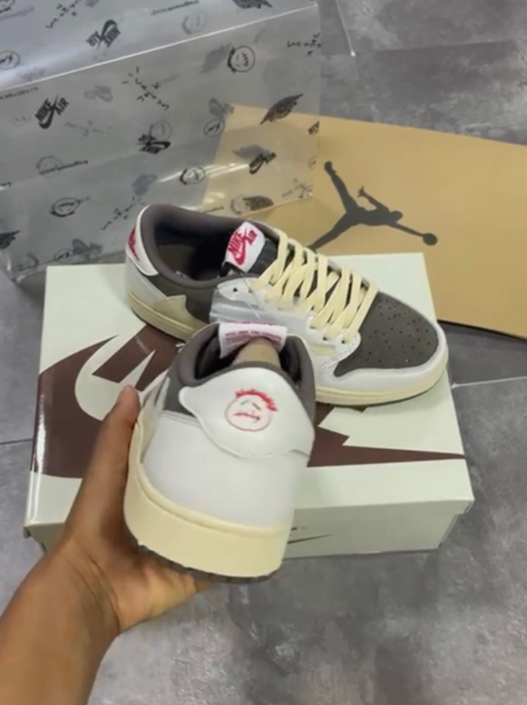 jordan low travis scott mocha