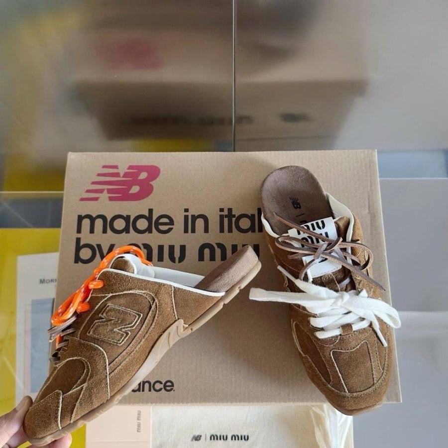 New balance  slippers