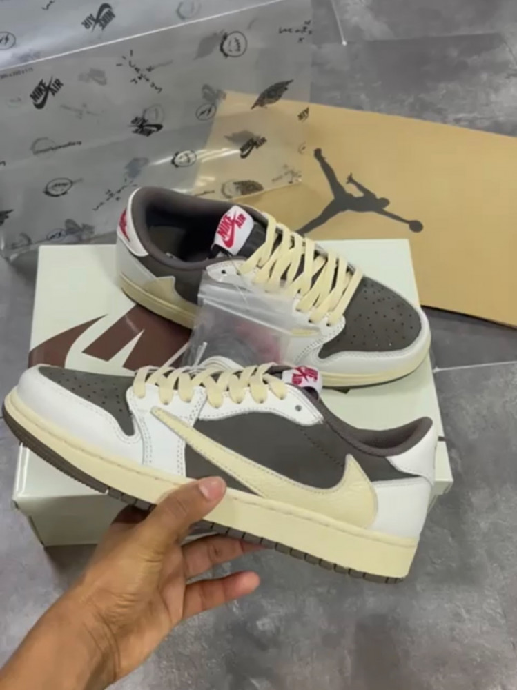 jordan low travis scott mocha