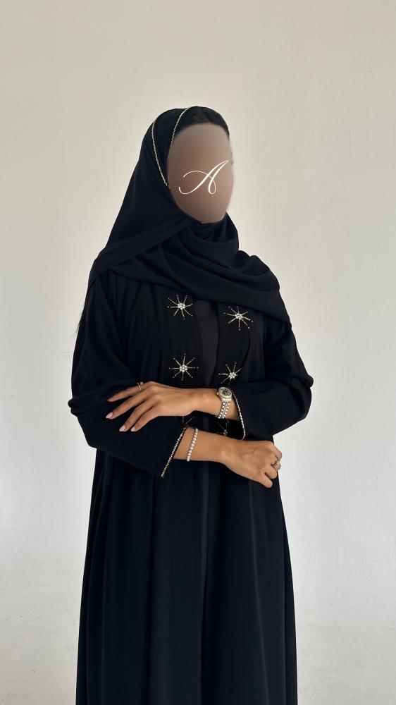 ٨٠