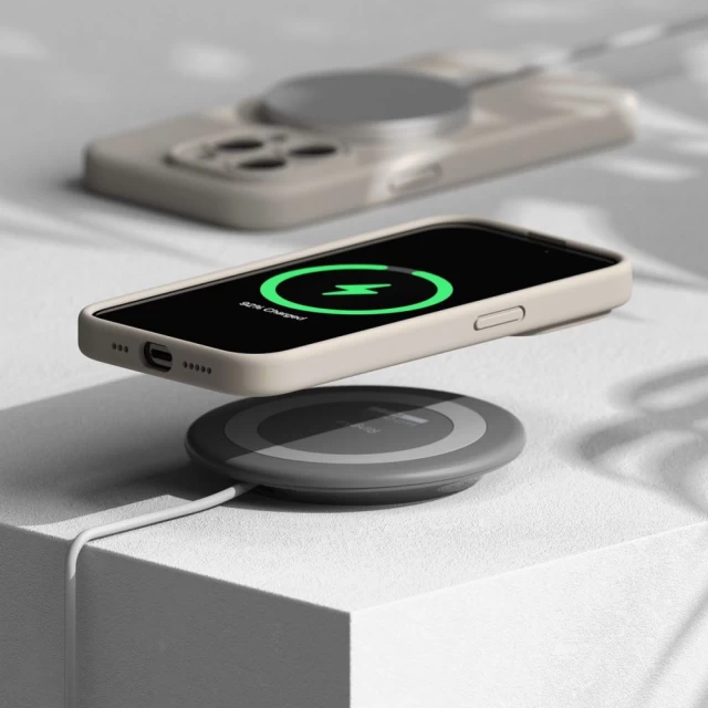 Silicone cover supports magnetic sword for iPhone 15 - Titanium - Ringke