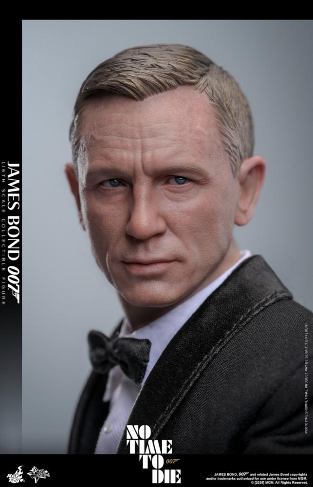 Hot Toys MMS803 1/6th scale James Bond No Time To Die Collectible Figure