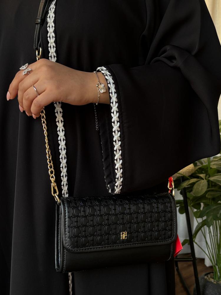 شنط كارولينا هريرا