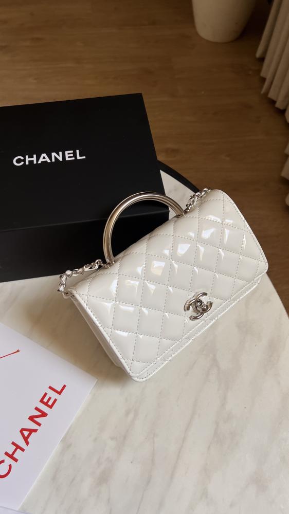 شانيل كوكو هانديل لمعه