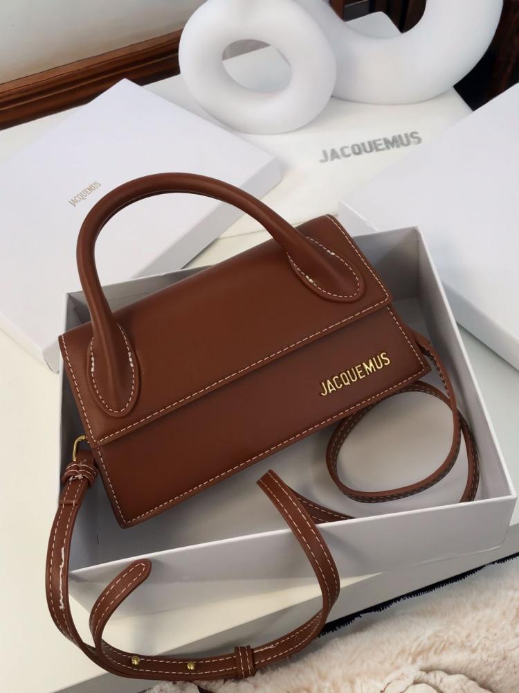 JACQUEMUS
