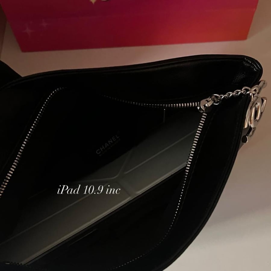 chanel hobo bag