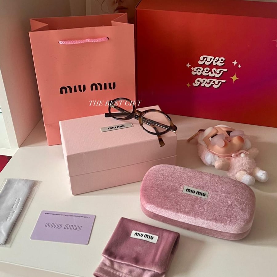 MIU MIU sunglasses
