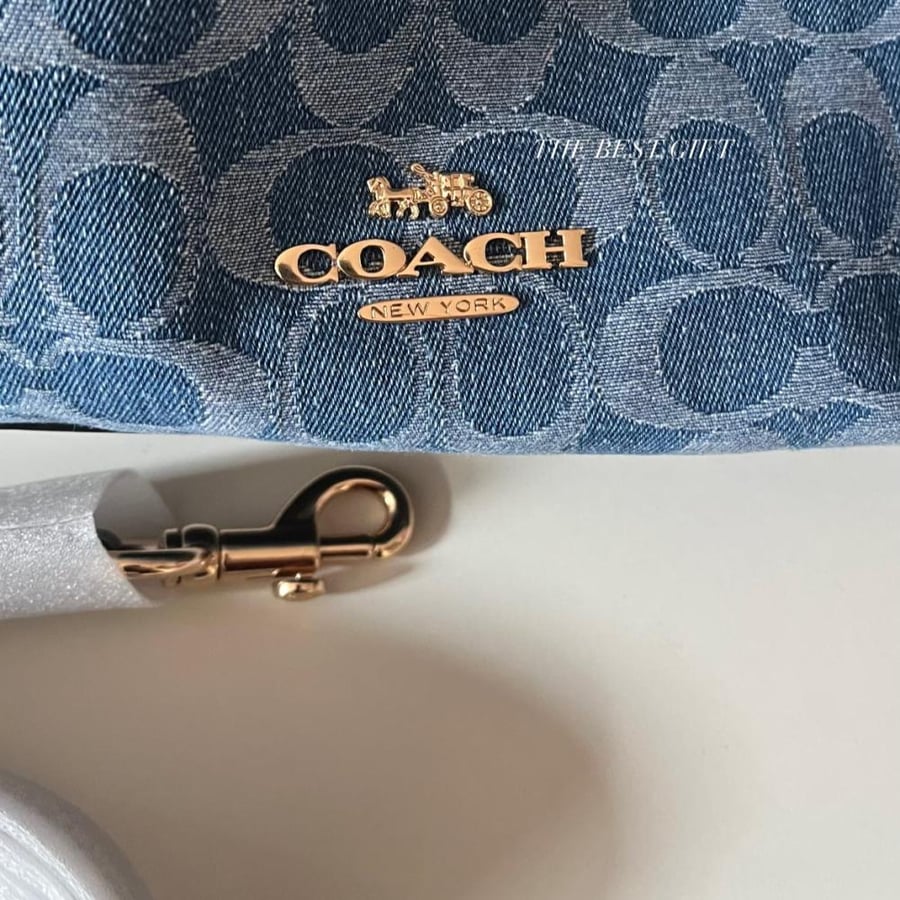 Coach Faye Shoulder Bag 20cm
