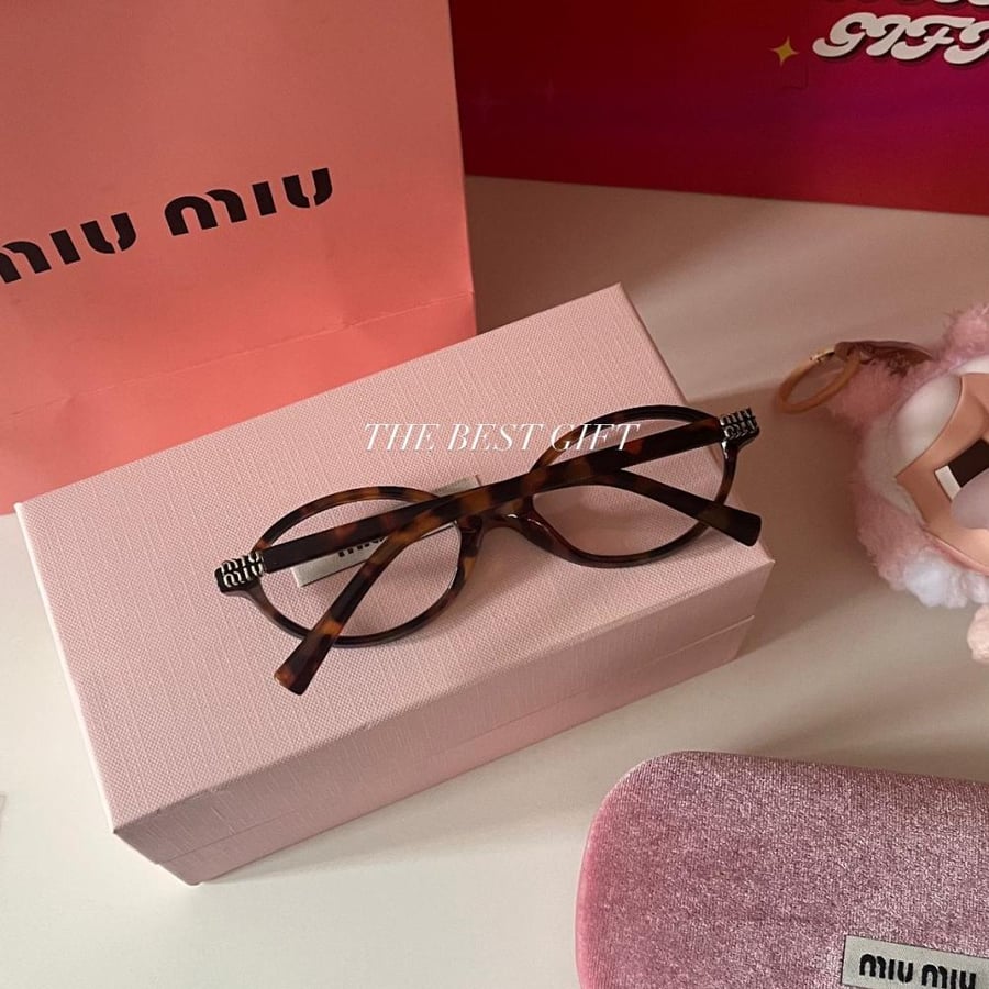 MIU MIU sunglasses
