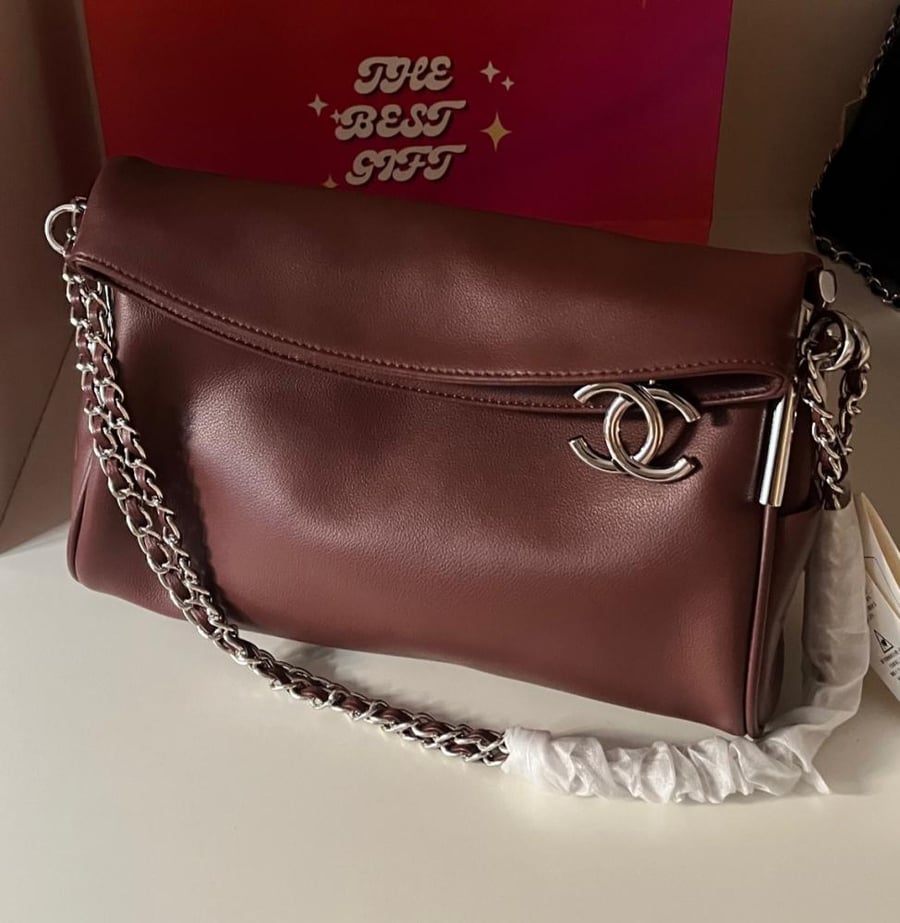 chanel hobo bag
