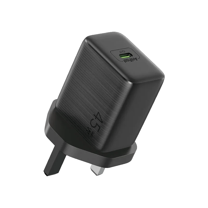 أورايمو شاحن جداري بمنفذ USB-C وبقوة 45 واط مع سلك USB-C أسود - OSW5451UCC