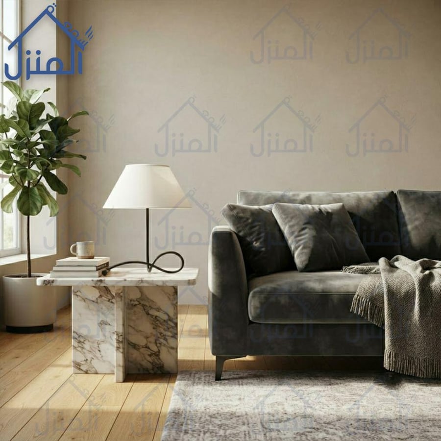 أباجورة طاولة بيضاء بتصميم عصري وإضاءة هادئة للمنزل