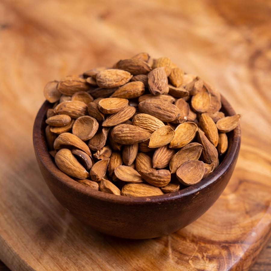 Luxury Yemeni almonds