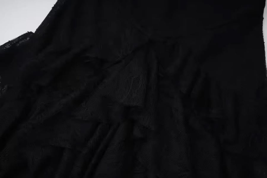 فستان فخم دانتيل ناعم طبقات بكم طويل فرنسي