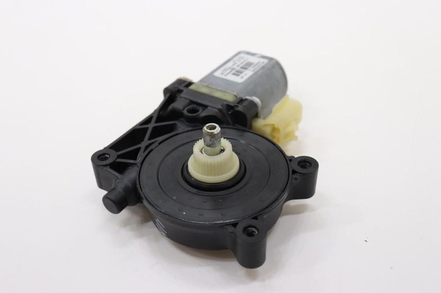 دينمو زجاج باب خلفي شيفروليه امبالا 2014 2020 CM093420