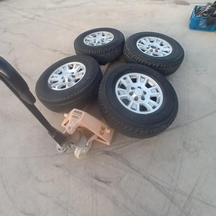 طقم جنوط وكالة مقاس 17 جمس يوكن