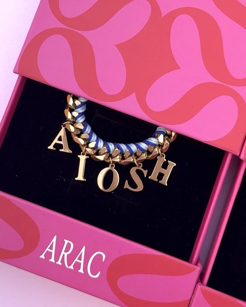Bracelet with blue ombré threads – stainless steel 18k gold plated