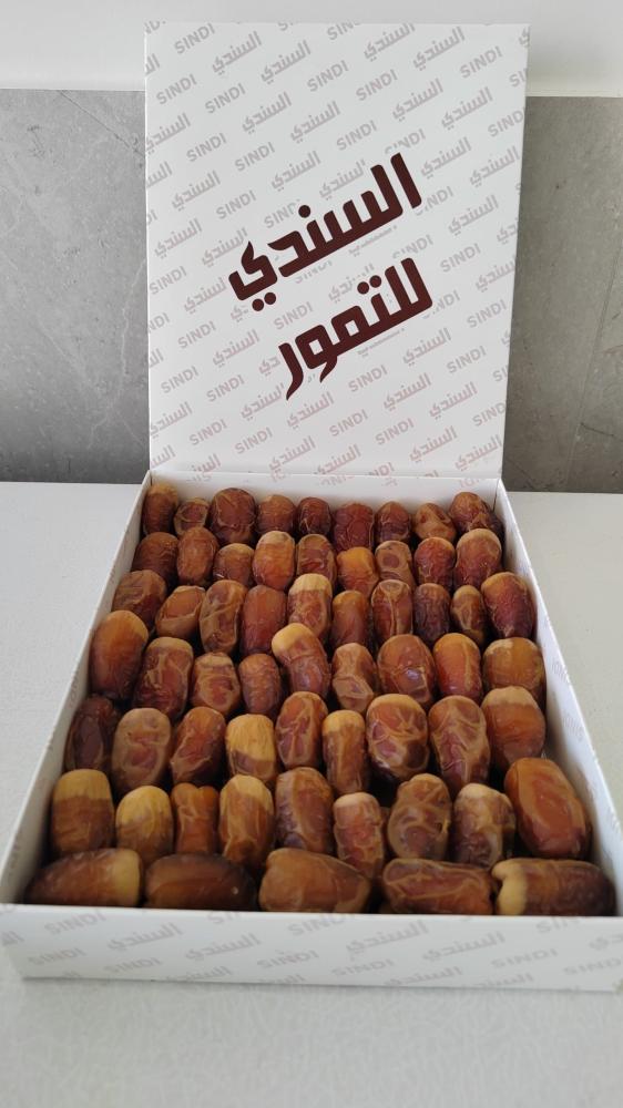 تمر بلح طازج 1 كجم طعم غني وفوائد صحية من السندي للتمور.