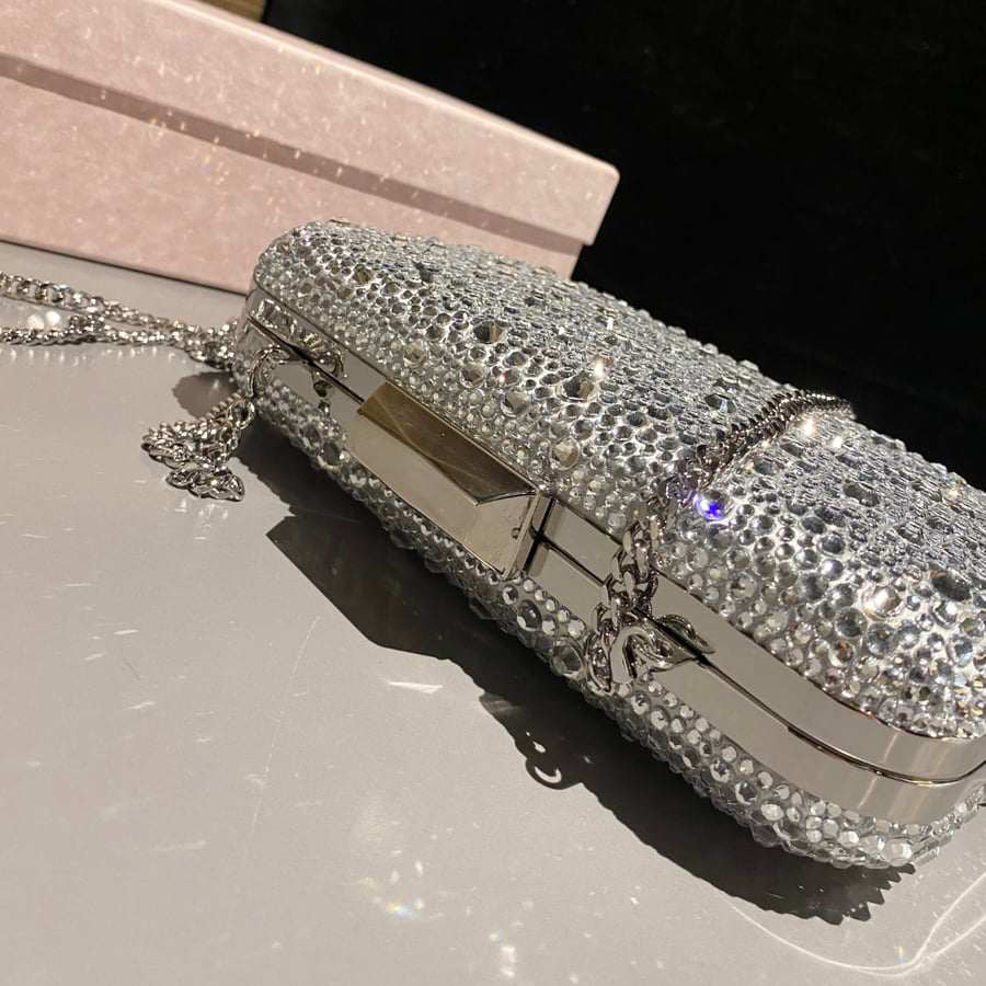 حقيبة يد كلاتش جيمي تشو مرصعة بالكريستال Jimmy Choo Cloud Clutch